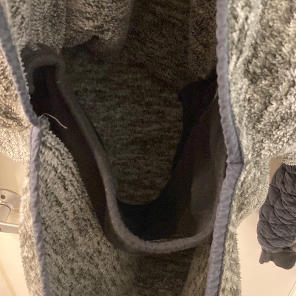 Abercrombie and Fitch Quilted Heathered Gray Black/Navy Pullover Fleece Size S - Picture 10 of 11